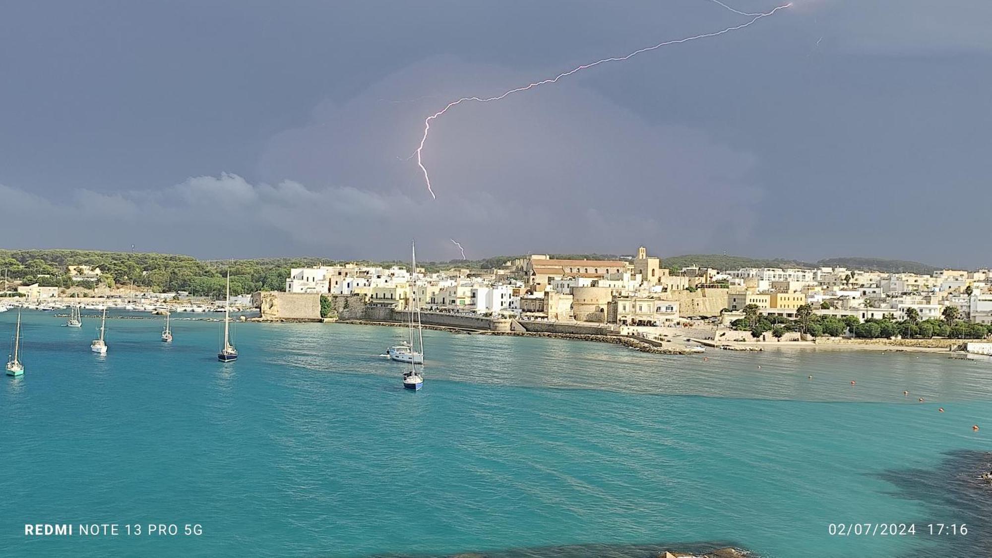 Otranto Mare E Spiagge Otranto Mon Amour Exterior photo
